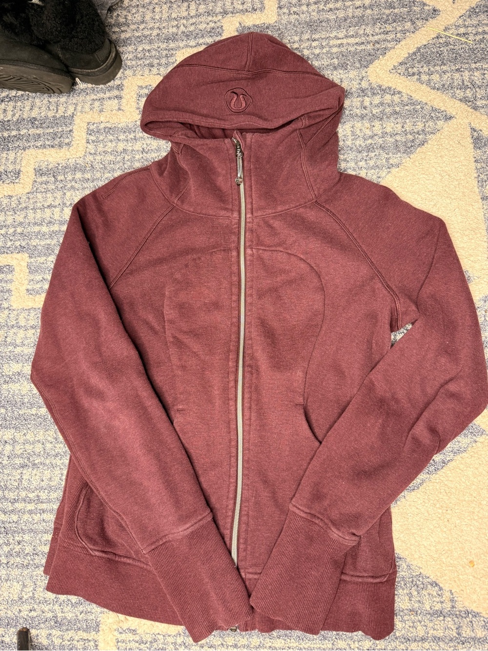 EUC lululemon athletica Maroon Hooded Zip Jacket